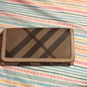 Burberry wallet